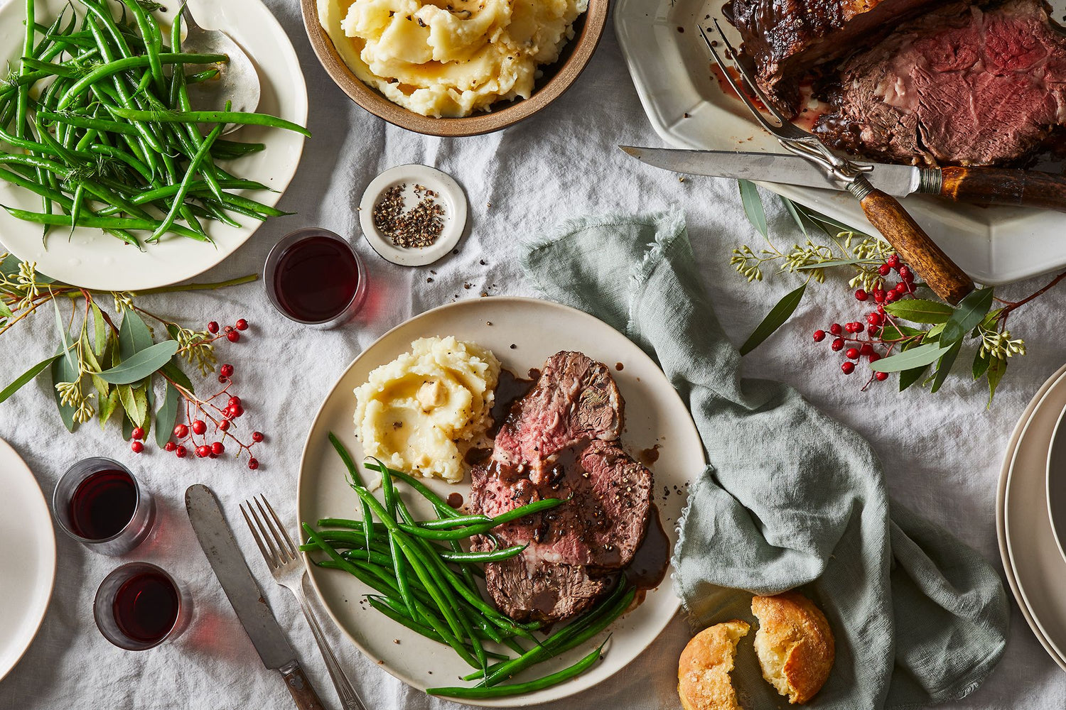 HOLIDAY CUTS